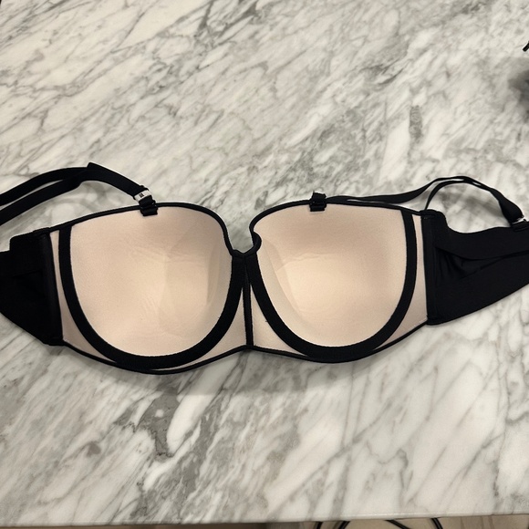 NEW w/tags Victoria’s Secret PINK Strapless Bra 36C - Picture 2 of 5